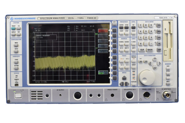 Fseb30 - analyseur de spectre - rohde and schwarz - 20hz - 7ghz_0