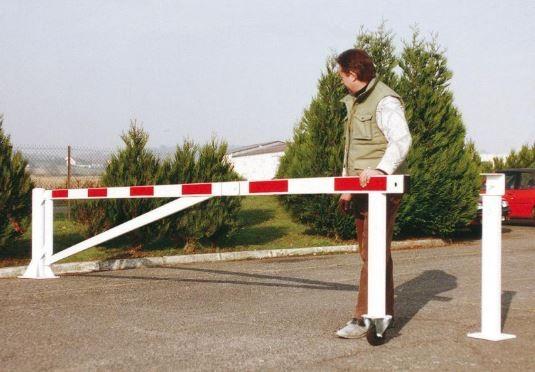 Barrière pivotante très grande longueur à roulette - Tube acier galvanisé - 6/7/8 m_0