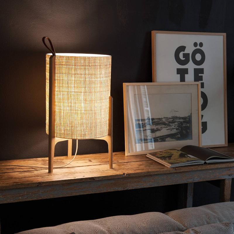 CARPYEN LAMPE À POSER GRETA, FIBRE NATURELLE/CHÊNE, HAUTEUR 33CM