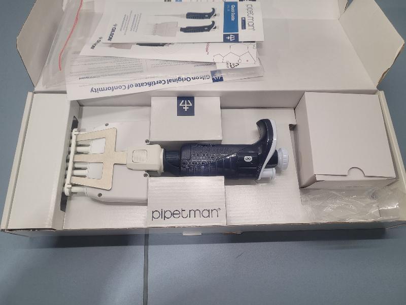 Gilson PIPETMAN M Pipette multicanal motorisée P8x20M 1 - 20 µl - Bluetooth_0