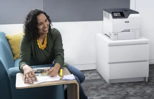 VersaLink C620 - Imprimante recto verso A4 50 ppm, PS3 PCL5e/6, 2 magasins 650 feuilles_0