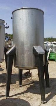 Cuve simple enveloppe en inox - fond bombé - capacité 1000 litres - d'occasion_0