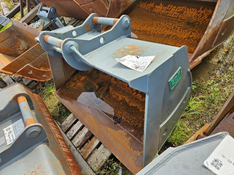 Godet de talutage tiltrotateur Egli EHL-TR 120-1600 HD - OilQuick OQ 65 - 1600 mm - 730 l - 580 kg_0