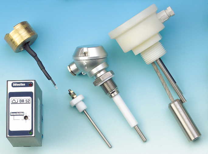 Sonde et detecteur de niveau conductif_0
