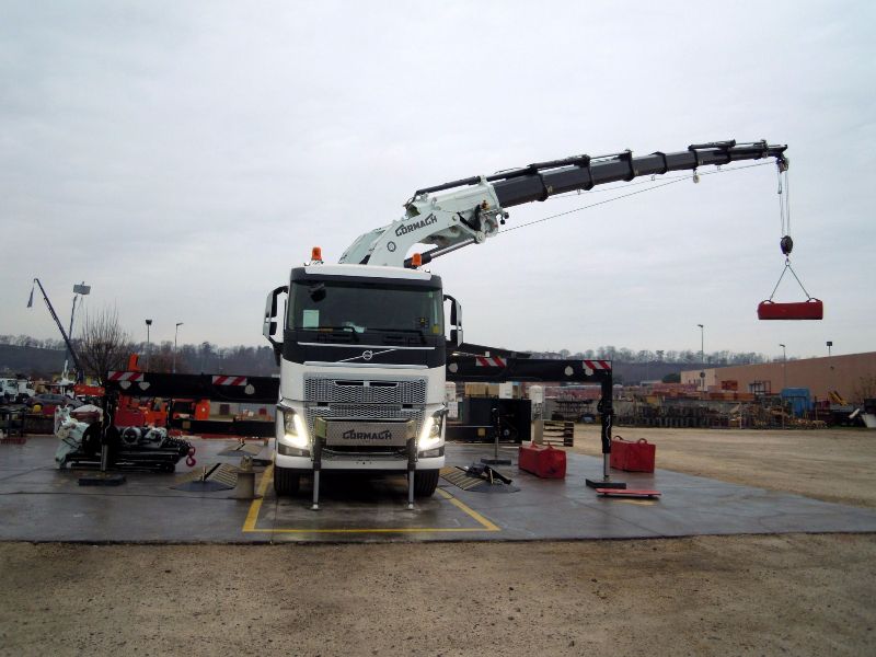 Série 95000 E HP - E2 - Grue auxiliaire Cormach - Pression 330 bar - Capacité 22500 kg_0