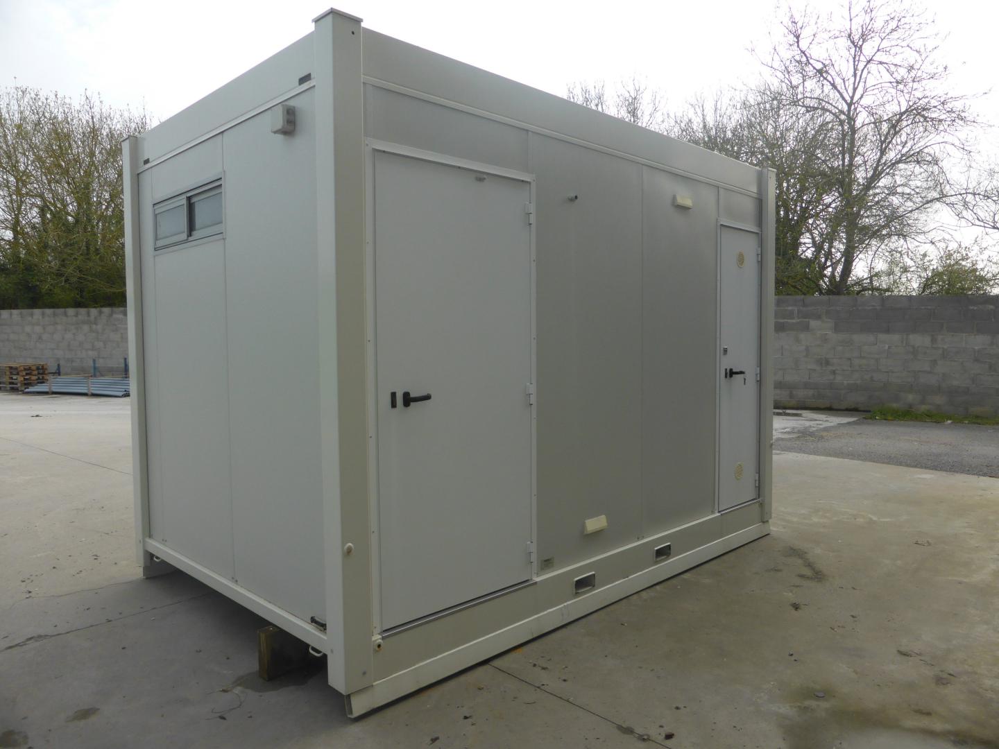 Bungalow de chantier / monobloc / sanitaire / aménagé_1