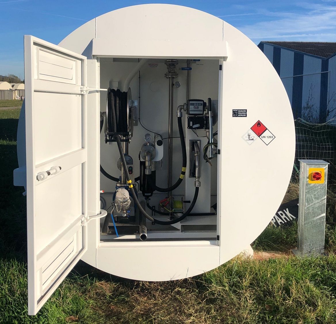 Cuve carburant aviation - 15000L JET-A1 - Réservoir double paroi avec filtration et distribution ATEX_1