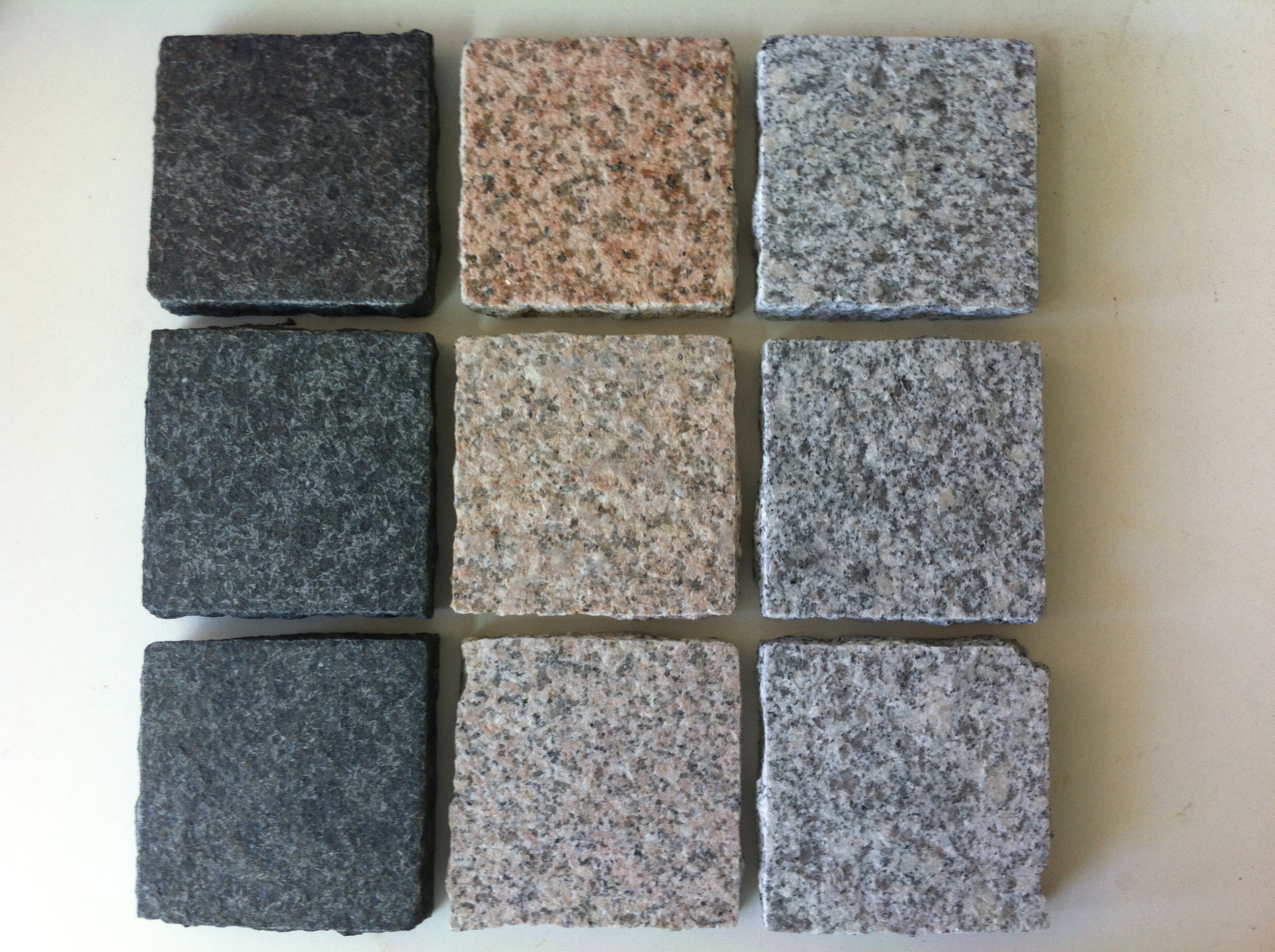 Pavecarros 2 Cm D Epaisseur Bords Casses