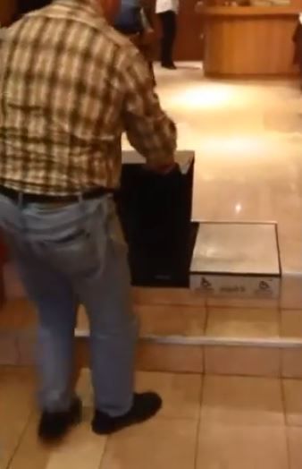 Rampe d'accès PMR rabattable  pour 1 ou 2 marches_1