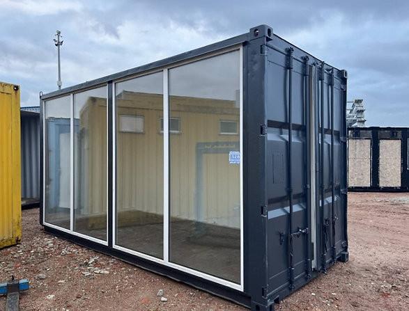 Conteneur maritime 20 HC avec vitrine - Dimensions 2,44m x 6,06m x 2,90m - Bon état, occasion - idéal pour les applications commerciales ou récréatives._0