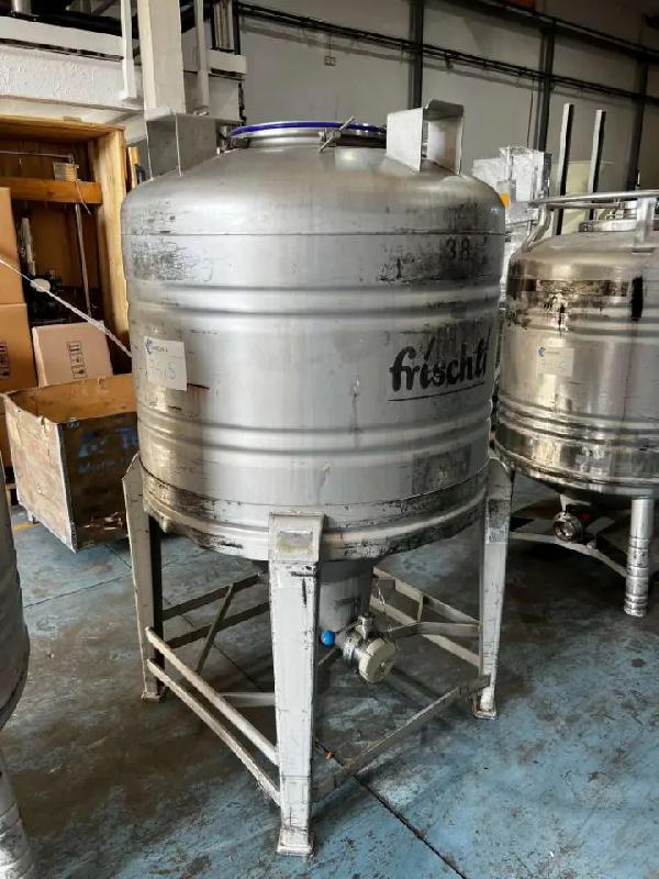 Cuve en acier inoxydable 700 litres d'occasion - référence : c7615_0