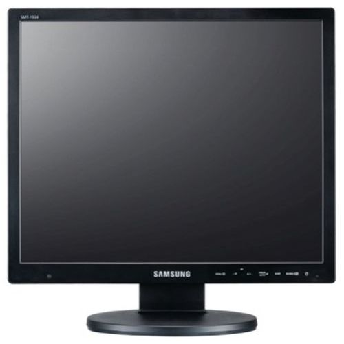 MONITEUR DE VIDÉOSURVEILLANCE 19