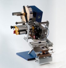 Étiqueteuse semi-automatique - vitesse 10 m/min - motorisation pas à pas - largeur étiquettes jusqu'à 250 mm_0