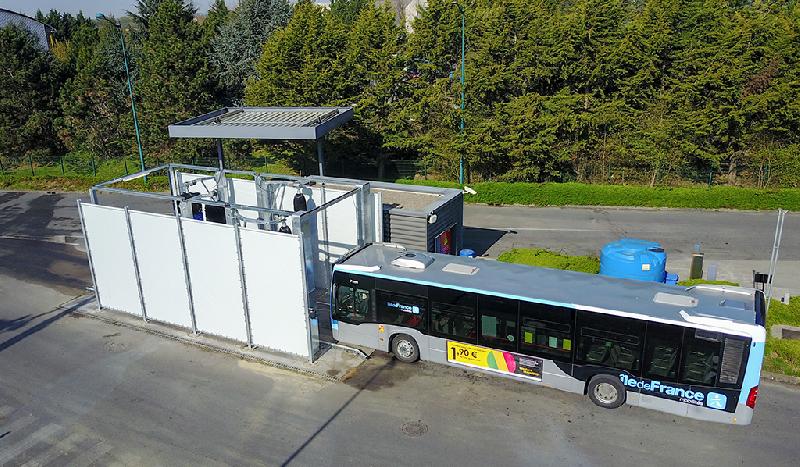 Portique et tunnel de lavage de poids lourds et de bus - lavatech_0