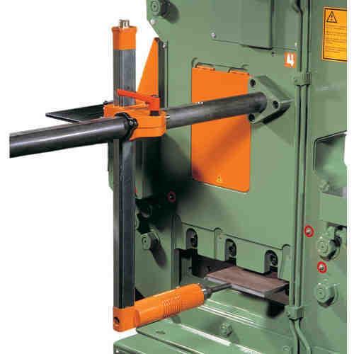 Butée de longueur électrique universelle - Poinçon Macon - tête basculante et orientable, longueurs jusqu'à 3m_0