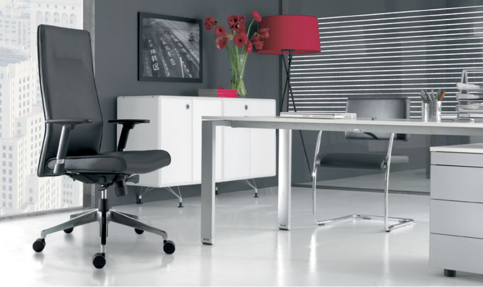 Fauteuil de direction Foster - cuir noir - mécanisme synchrone avec réglage de tension et anti-retour_0
