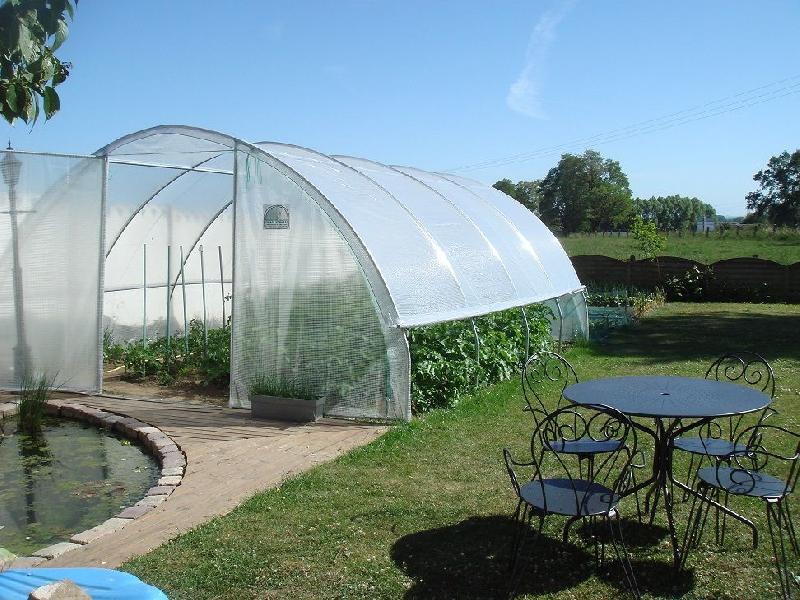 Serre Gothique Polyéthylène 4m50 avec aérations latérales - 12m, 54m², 320 kg - Référence 310023_0
