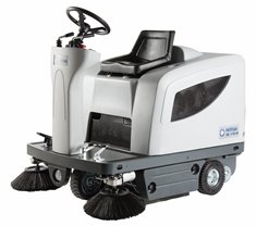 Balayeuse autoportée SR1101 - robuste, économique et performante - rendement de 5400 à 6600 m2/heure_0