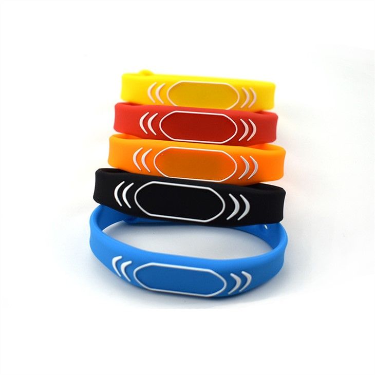 Bracelet RFID - Kaven - en caoutchouc étanche, flexible et personnalisable_0