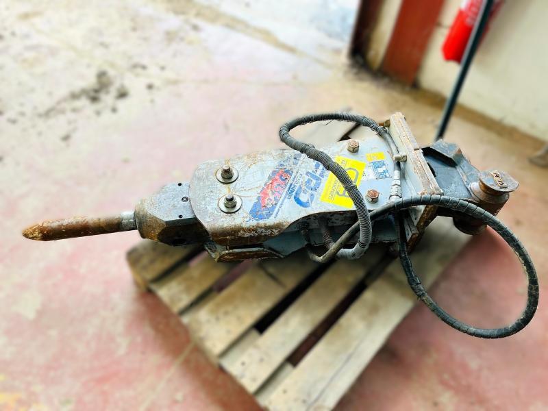 FURUKAWA fx55 brh marteau hydraulique_0