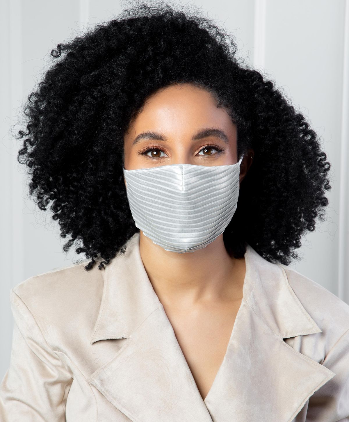 Masque barrière grand public - Nude Dreams - couleur argentée ergonomique - 100% made in France_1