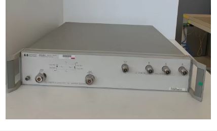 85046A - Banc de test pour paramètres S - Keysight Technologies (Agilent / HP) - 300 kHz à 3 GHz - Analyseur de signaux vectoriels_0
