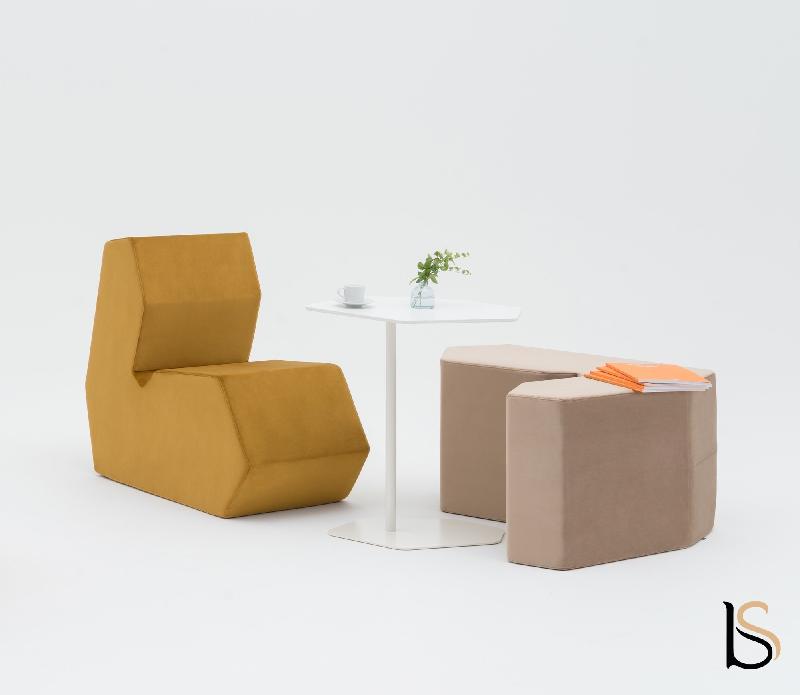 Chauffeuse d'accueil Shape - MDD - River noir_0