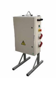 Mcpatcx508 - Armoires électriques de chantier - H2MC - fil incandescent 960°C/V0 - polyester IK10/IP66 RAL7035 EN 62208_0