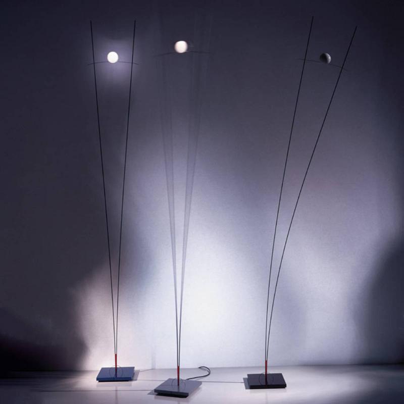 INGO MAURER LAMPADAIRE DE DESIGNER GRACILE ILIOS, NOIR