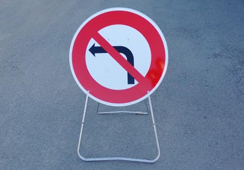 Panneau de signalisation Interdit de tourner à gauche BK2a - Classe 1 - Acier Galvanisé_0
