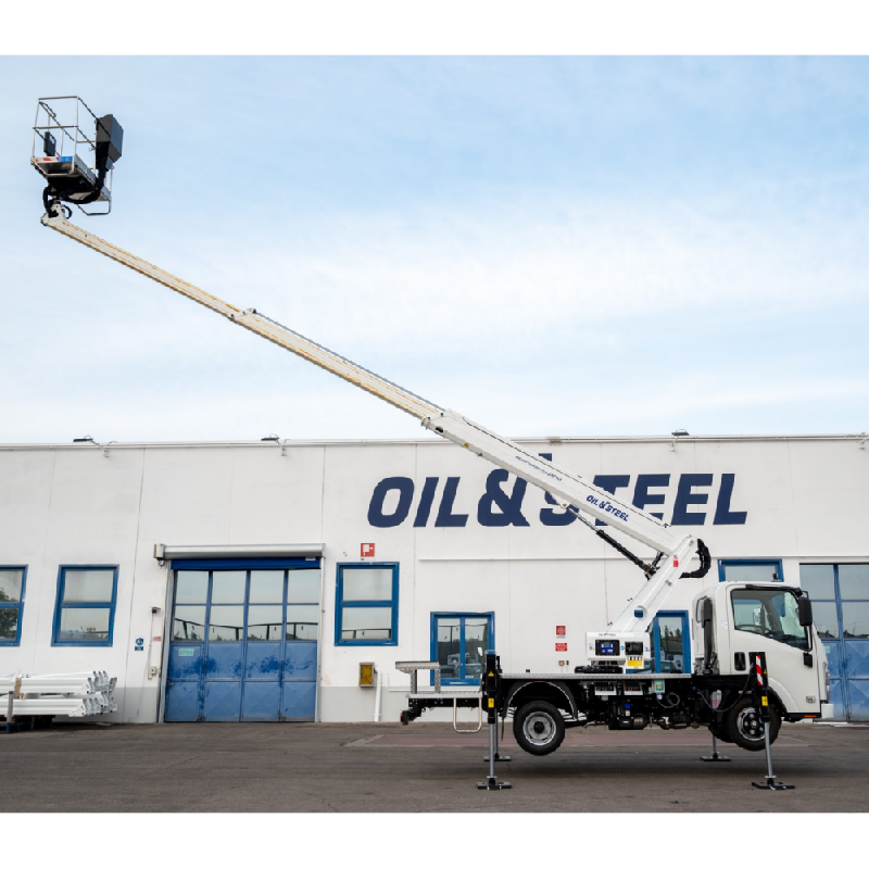 Nacelle sur Camion SCORPION 16 / 16 PRO idéale pour vos travaux en hauteur avec une hauteur de 16 m en Alpes -  disponible en achat neuf et en location de courte à longue durée_0