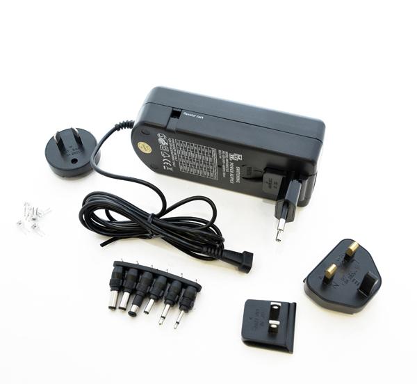 Alimentation à découpage 5 à 24V / 3A max - 100-240V - Livrée avec connecteurs détachables_0