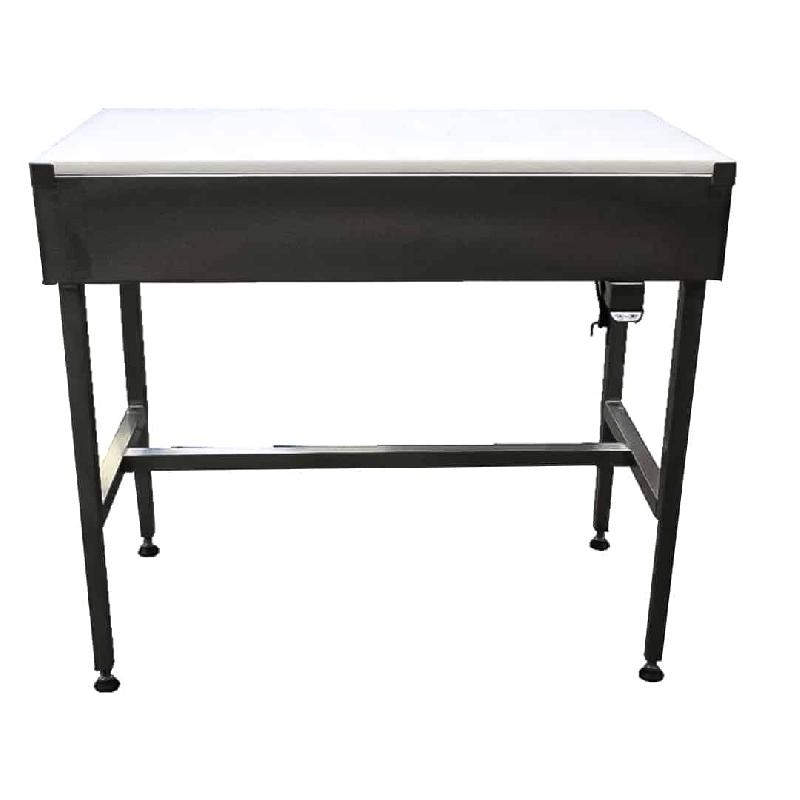 Table de découpe sur vérins hydrauliques_0