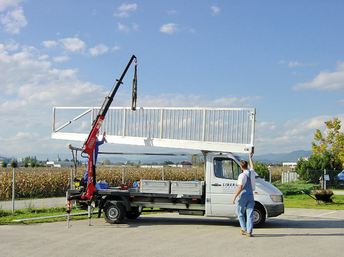 Grue auxiliaire Fassi M30A - capacité de levage jusqu'à 3,06 tm - bras hydraulique 4,70 m_0