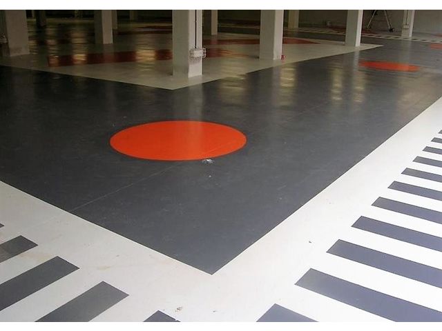 Résine de sol filmogène renforcée pour une protection et une mise en couleur des sols industriels et collectifs - POLYFLOOR TLM_0