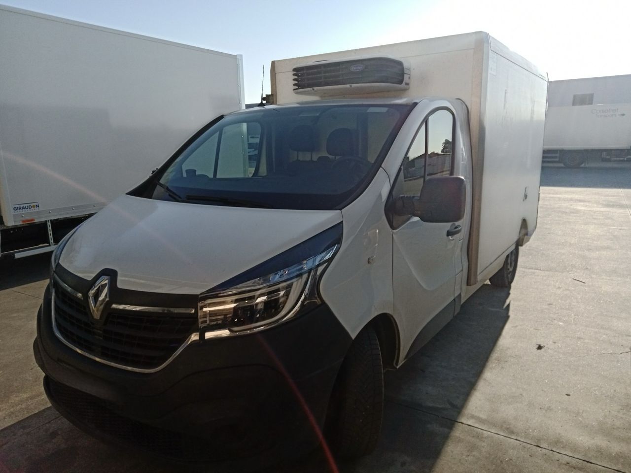 Voiture frigorifique 161FR100 - Renault trafic L2H1 145 ch din_0