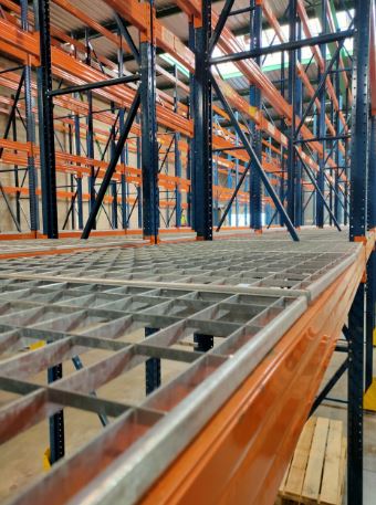 Plateaux grilles caillebotis - protections pour racks de stockage - sécurisation des installations_0
