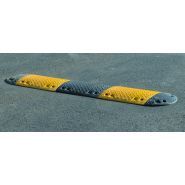 520504 - Ralentisseur de vitesse en caoutchouc - Sofop S.A.S - 50 cm x 5 cm - Résistance 30 tonnes_0