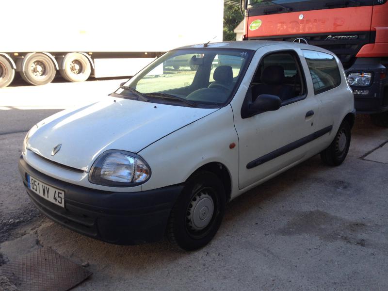 Utilitaire renault clio 1.9 d fourgon fourgon tôlé_0