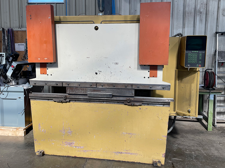 Presse plieuse Sagita Beyeler