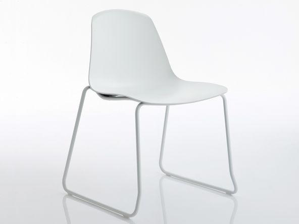 Lot de 4 chaises Epoca en polypropylène pied luge_0