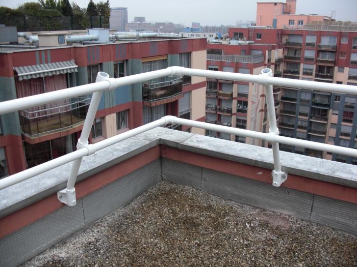 Garde-corps fixe - Kee Modules sur mesure en acier galvanisé ou aluminium - tailles 7 (42,4 mm) et 8 (48,3 mm)_0