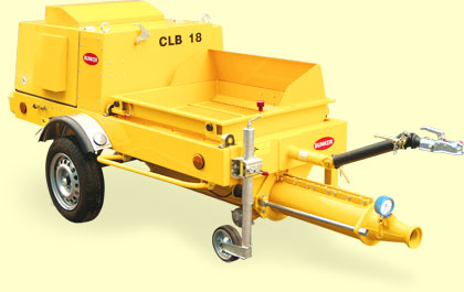 Transporteur avec pompe à vis pour chapes liquides puissante et polyvalente - CLB18_0