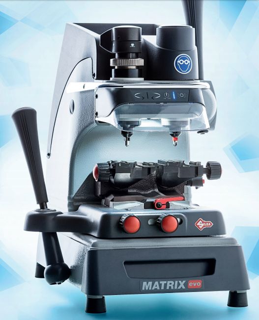 Matrix Evo  machine à clé à points et laser - Poids 24,6 kg - Silca SAS_0
