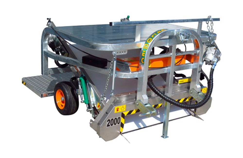 Récolteuse de légumes 2000 Foglia - Ortomec SRL - pour jeunes pousses - largeur tête 120 à 180 cm - puissance tracteur max 30 kW_0