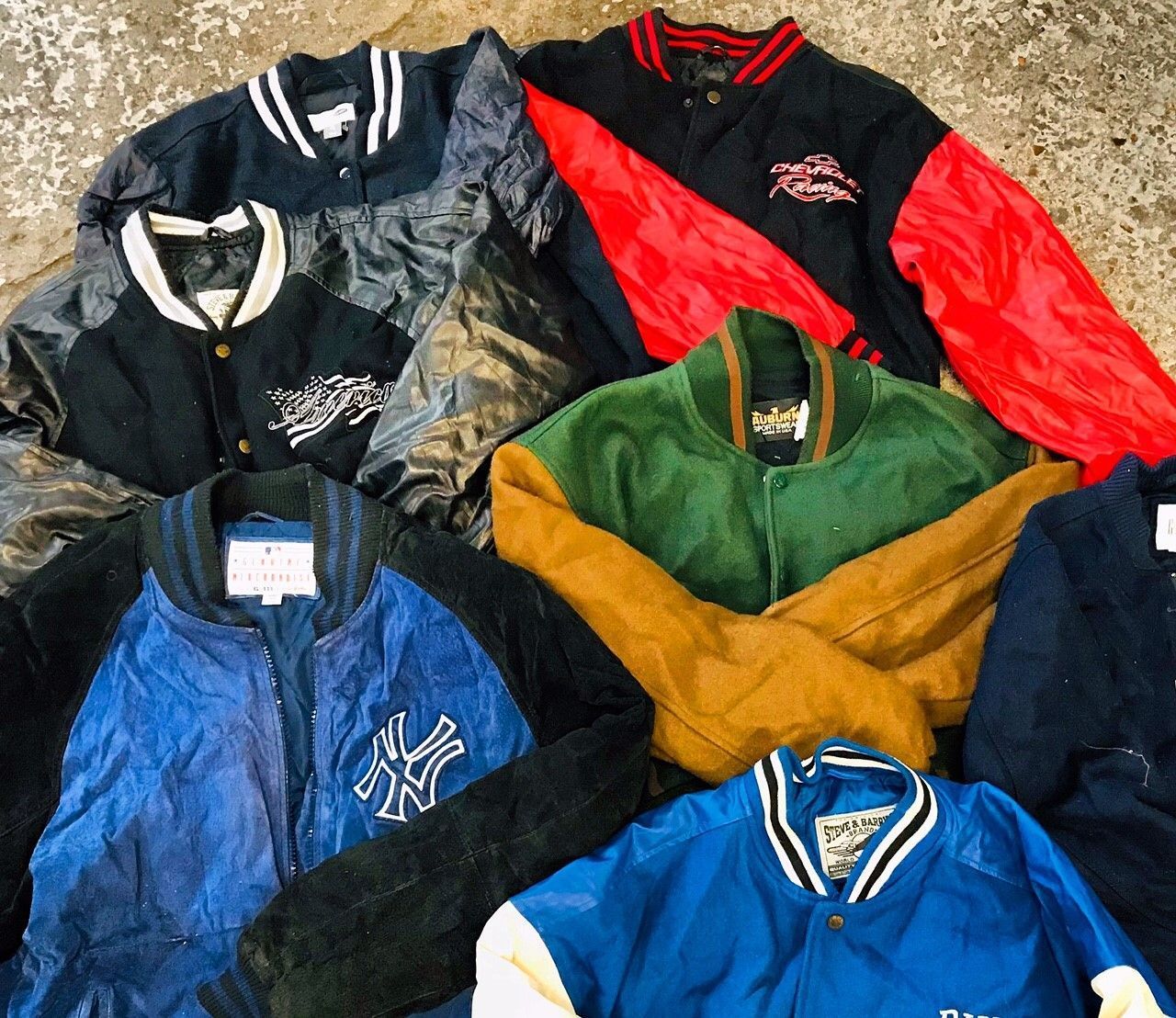 Lot de 25 pieces varsity jacket / baseball jacket vintage_0