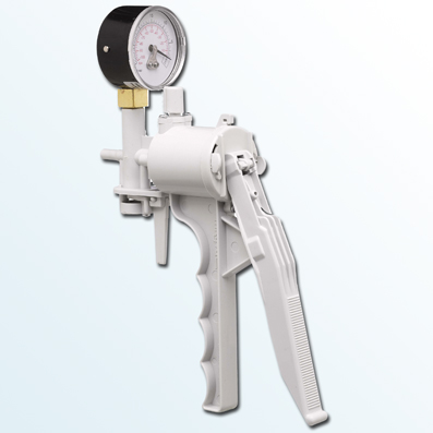 Pompe à vide manuelle - Filtration d'eau sur le terrain - Kit DENDRIDIAG® avec manomètre_0