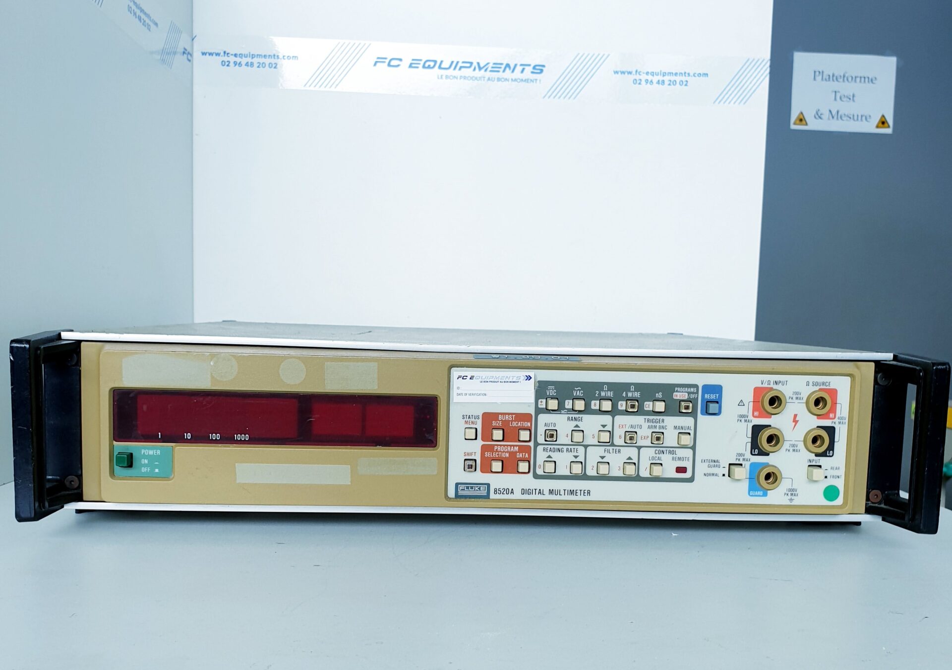 8520A - Multimètre numérique Fluke - 5 1/2 chiffres - Interface GPIB_0