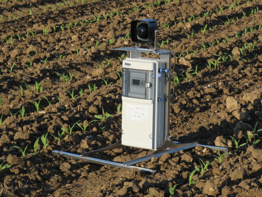 Appareil professionnel pour éloigner les oiseaux des cultures