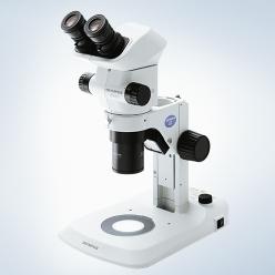 SZX7 - Stéréo microscope compact avec système optique galiléen et ratio de zoom 7:1_0